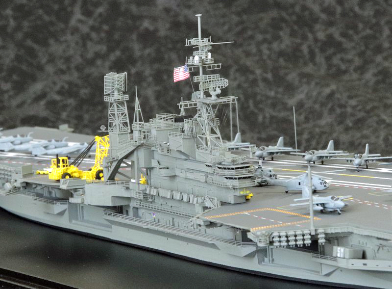 1/700航空母艦「CV-41 ミッドウェイ」完成写真 – 艦船模型製作代行