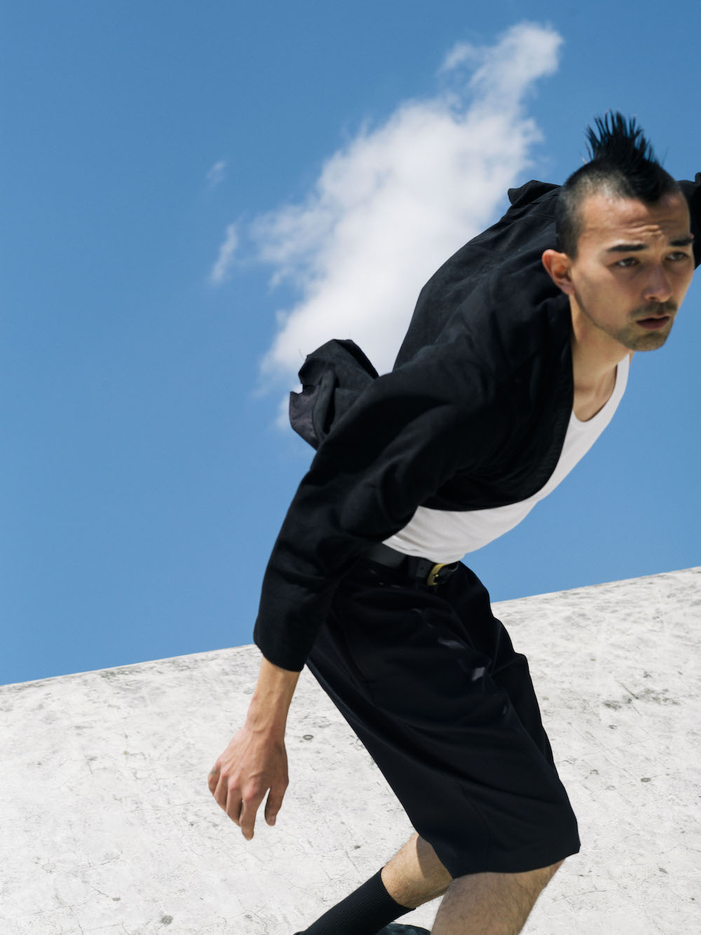 DELUXEとEvisen Skateboardsより初のコラボコレクションが登場