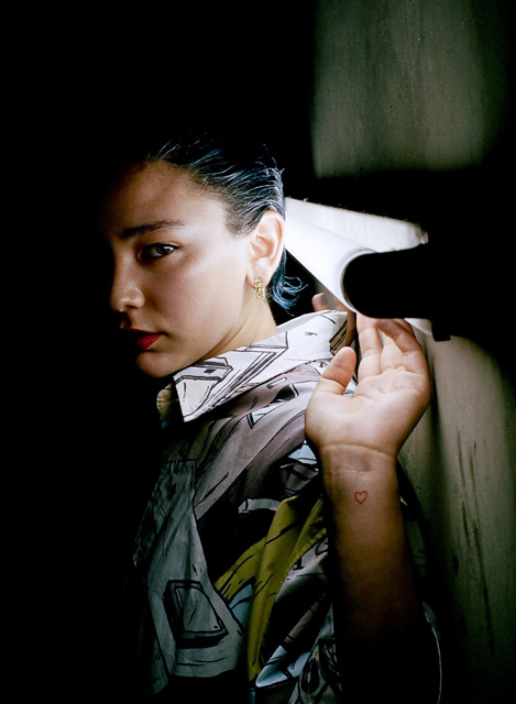 BlackEyePatchが複合イベントロゴで覆う名作チェアや初ピアスも