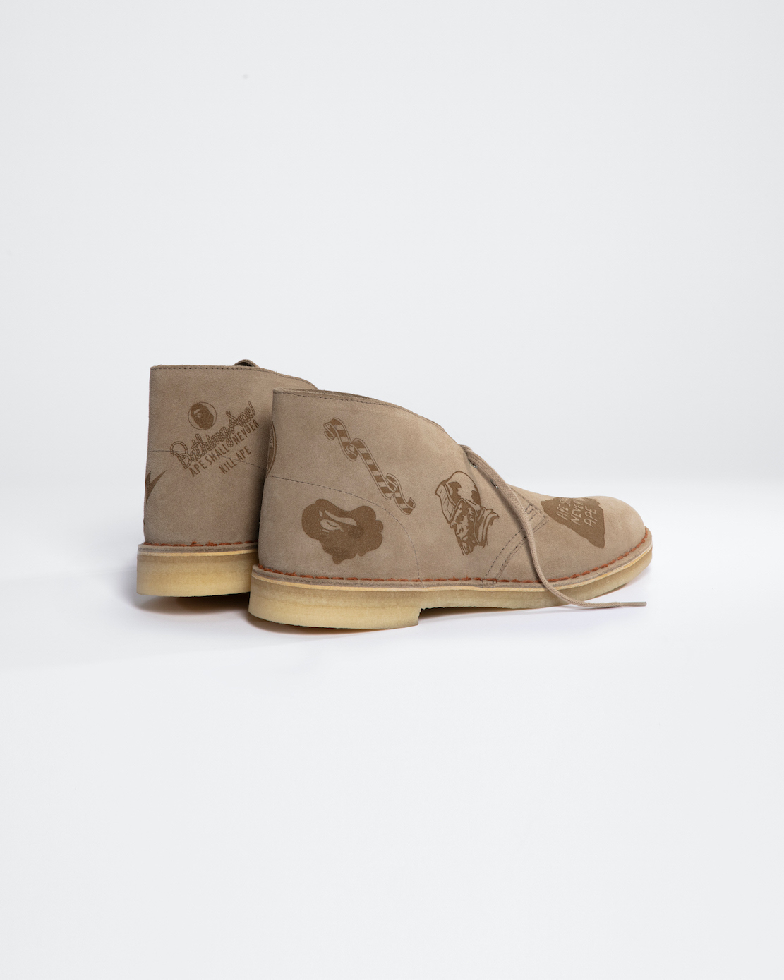 Clarks デザートブーツ70周年記念 A BATHING APE ®とのコラボシューズ