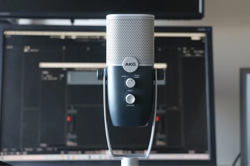 AKG Ara-Y3をレビュー。難しい設定不要で高音質なUSBマイク | 弾き語り