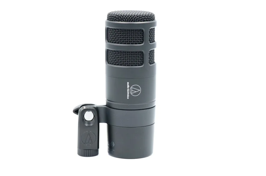 audio technica AT2040USBをレビュー。周囲の音を拾いにくいハイパー