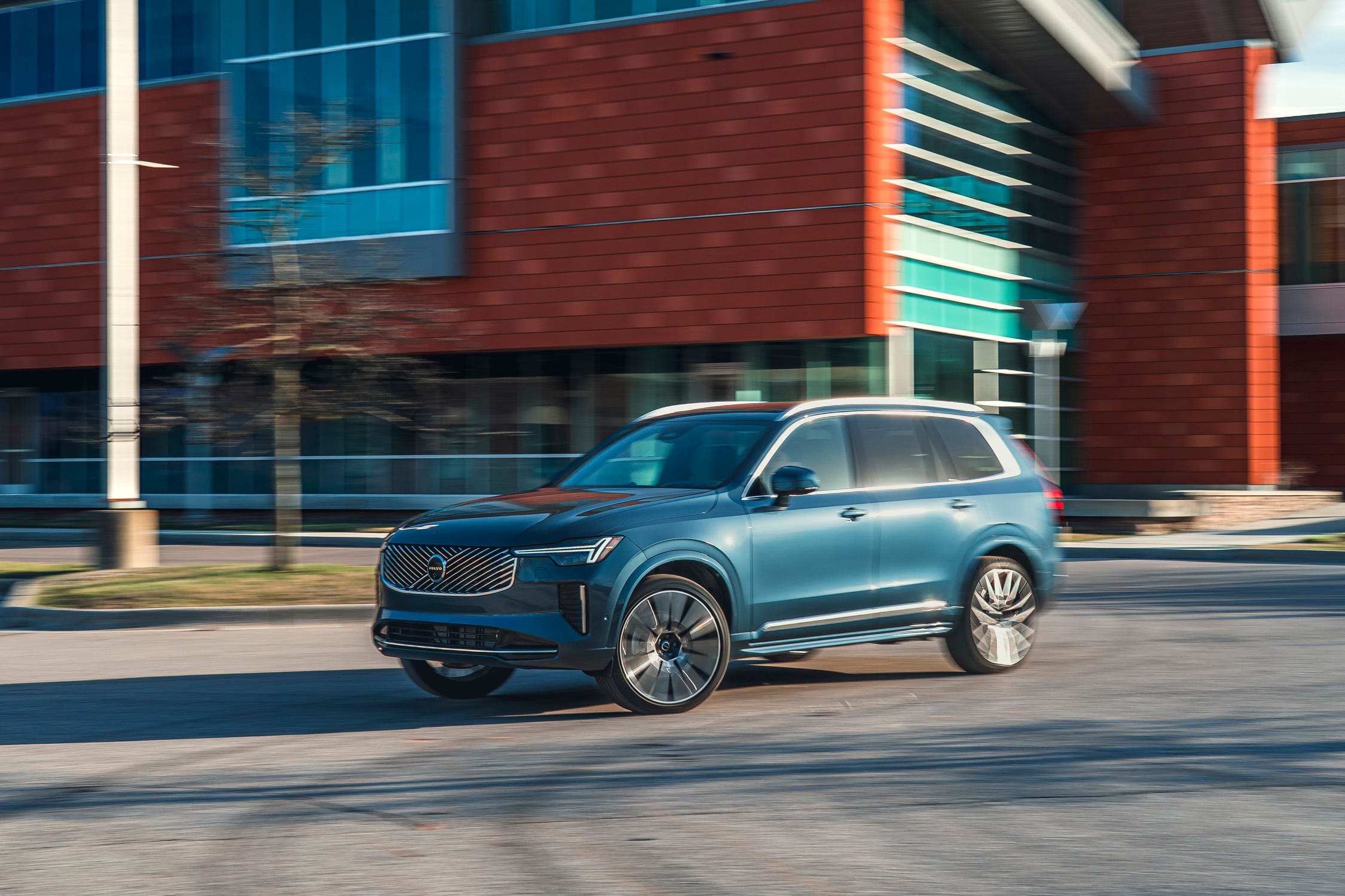2026 Volvo XC90 Review, Pricing, and Specs