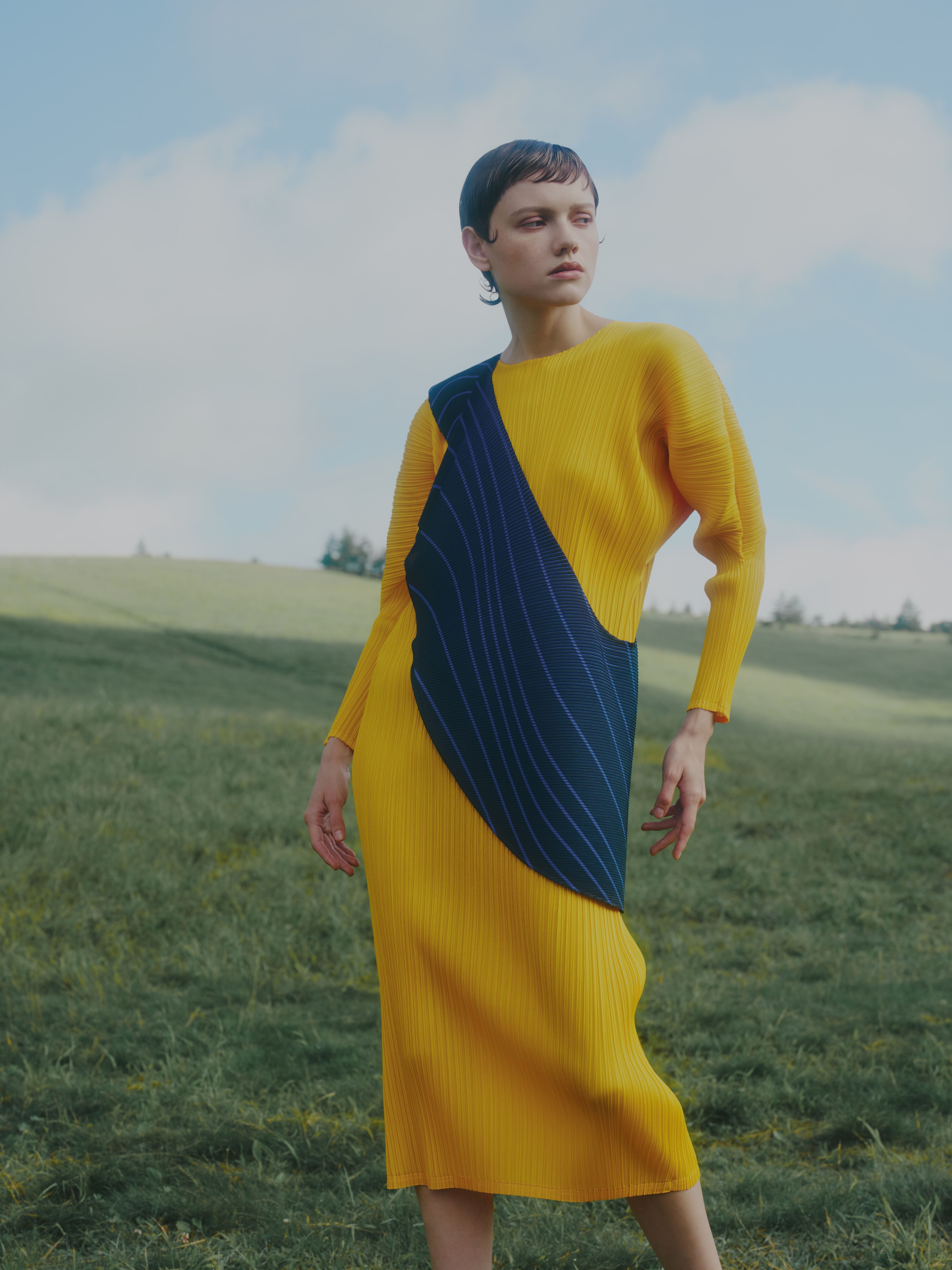 ワープする心とデザインを重ねて。プリーツ プリーズ イッセイ ミヤケ