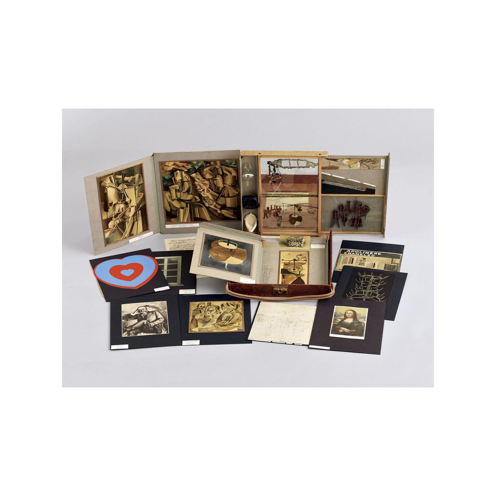 マルセル・デュシャンの作品が公開中！「現代アートの父」のボックスセット