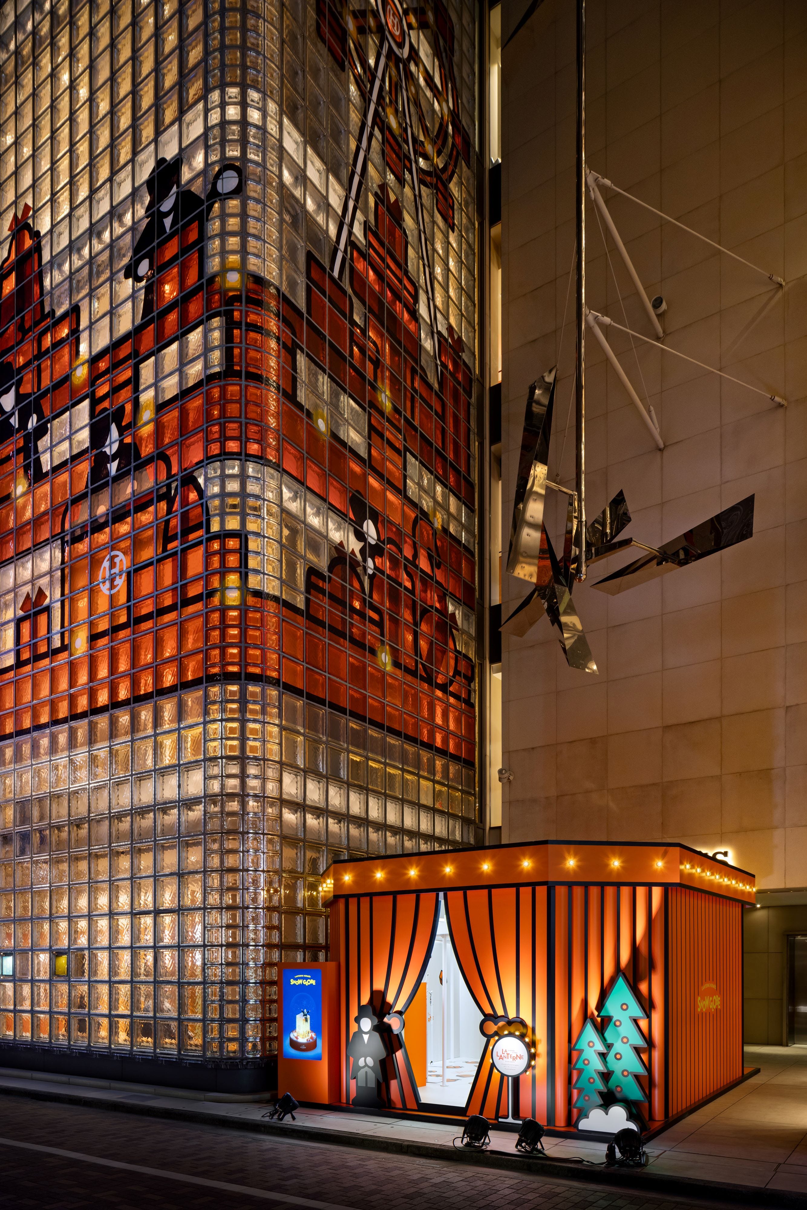 hermes-snowglobe-004-