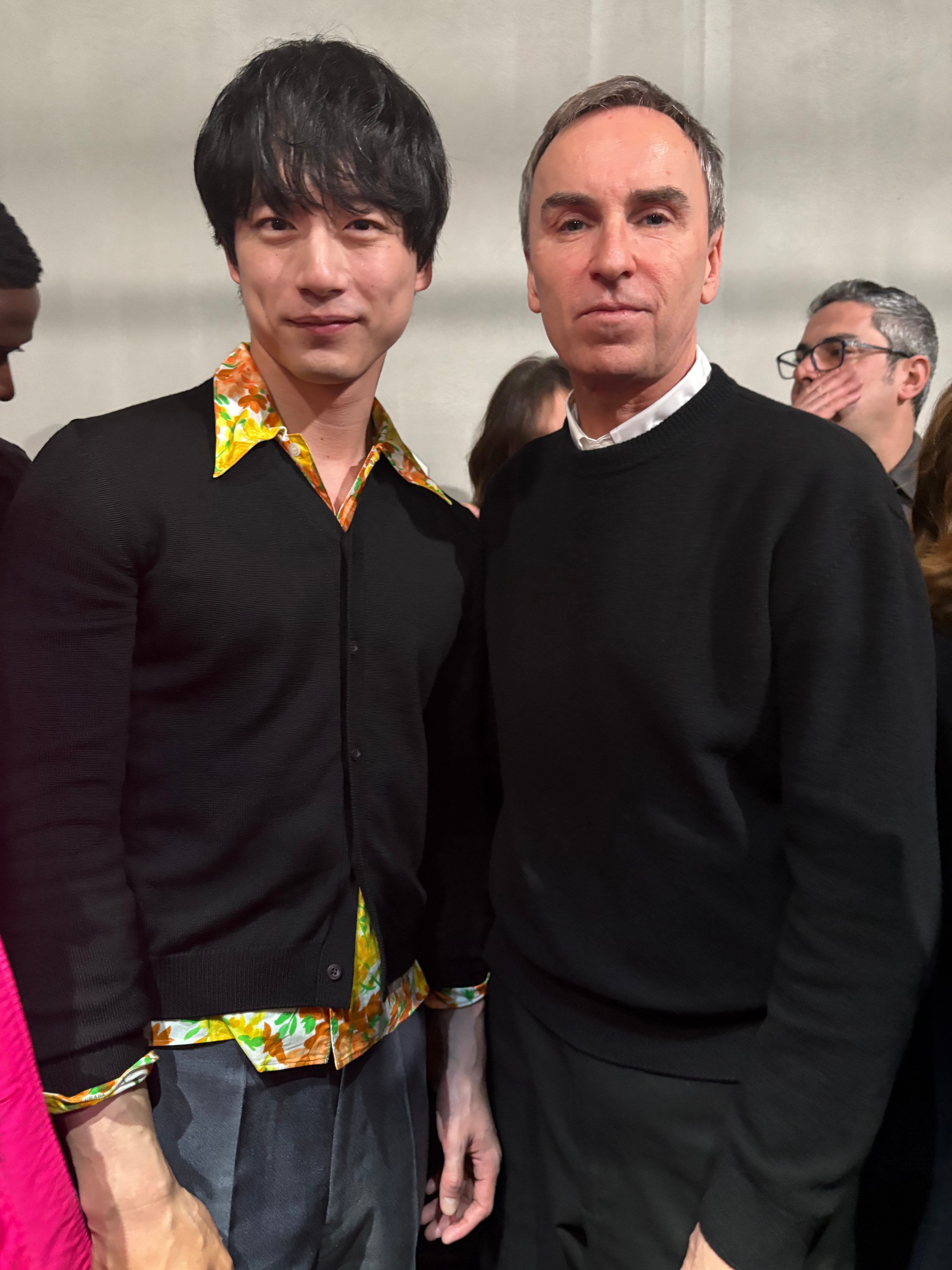 独占】坂口健太郎がミラノに降臨。「プラダ」2025年秋冬メンズ