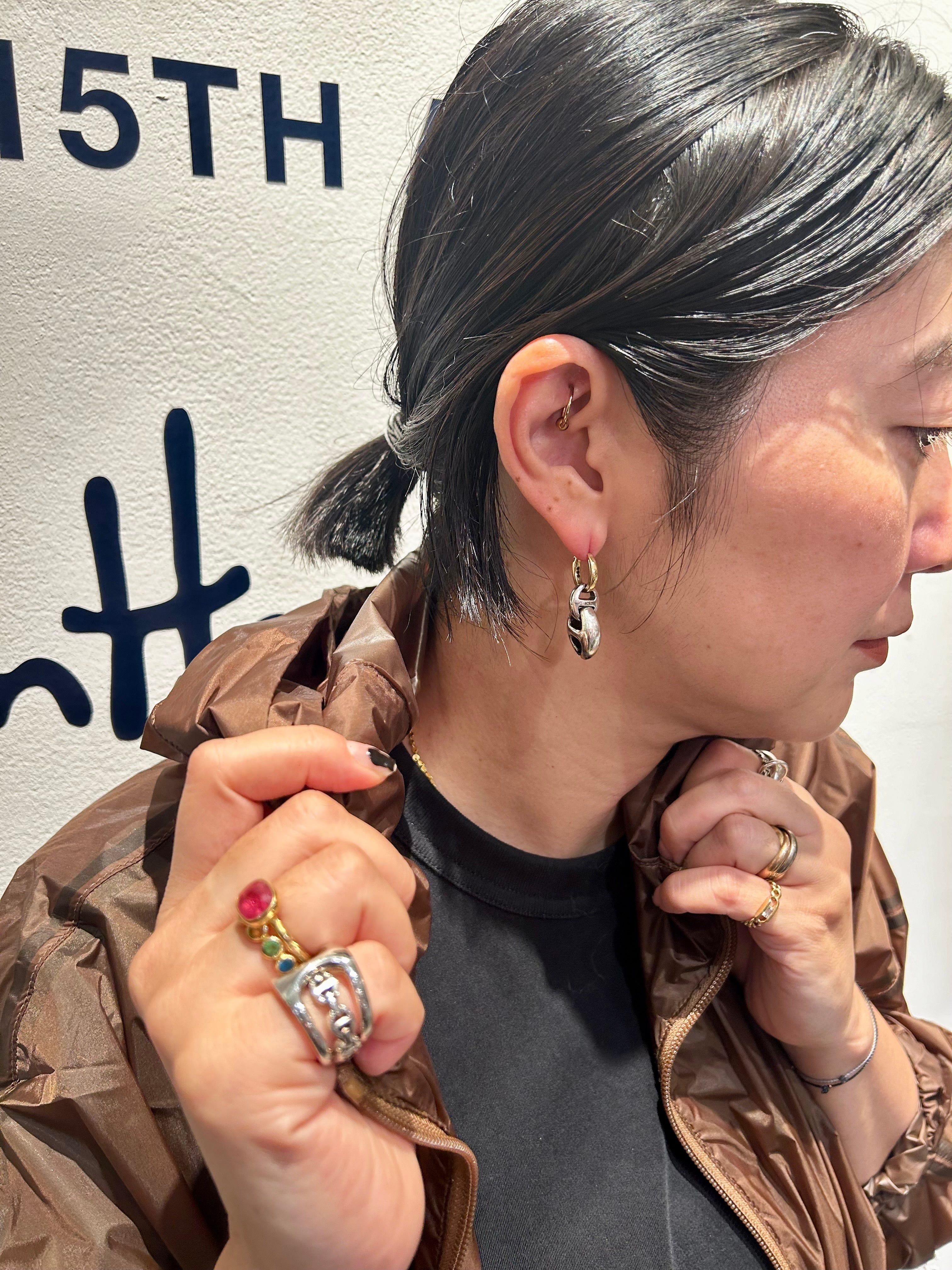 おしゃれ上級者がハマる「ホーセンブース」のシルバージュエリー。その