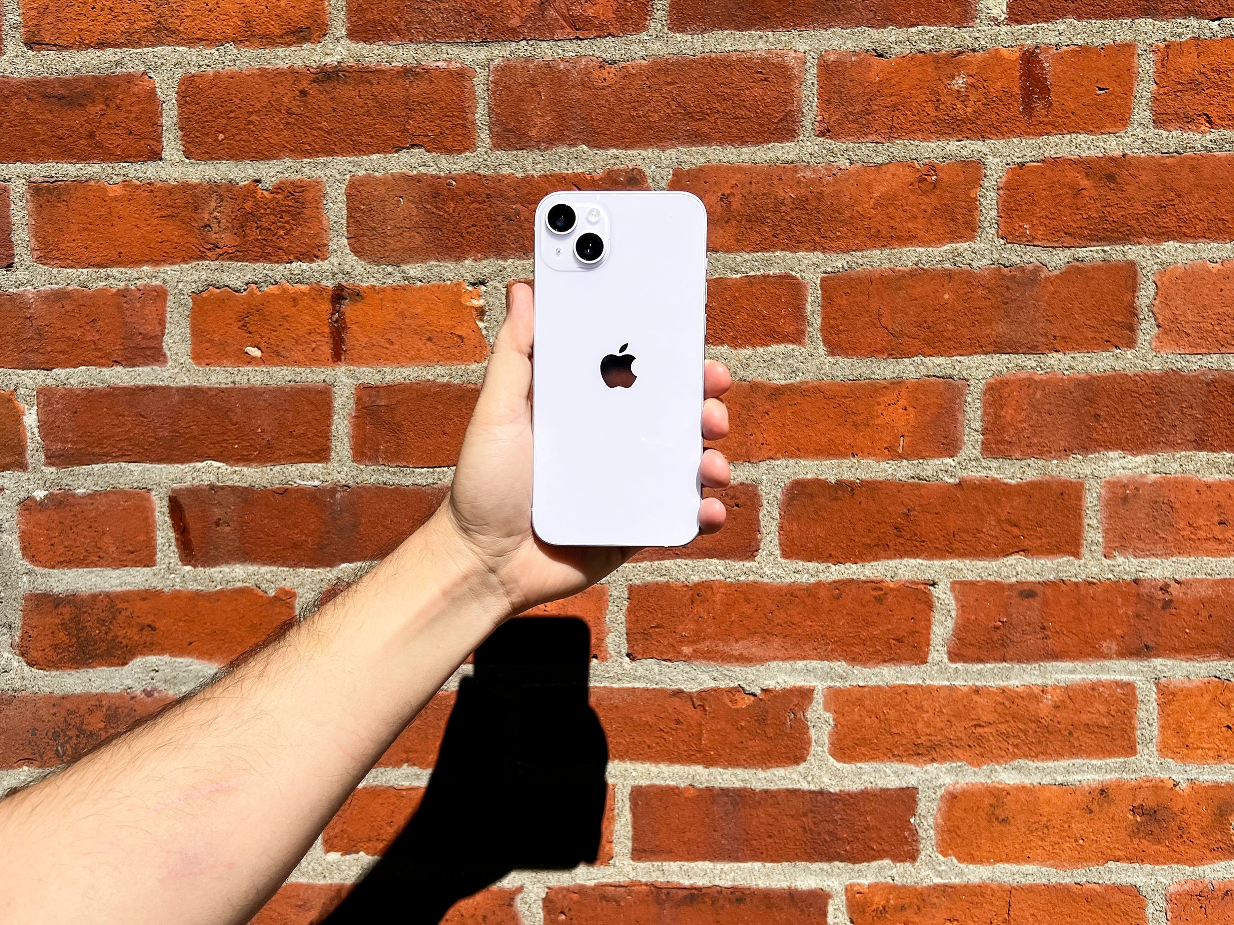 iPhone 14 Plus Review - Apple's Biggest Budget-Friendly Smartphone