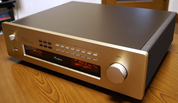 Accuphase T-109