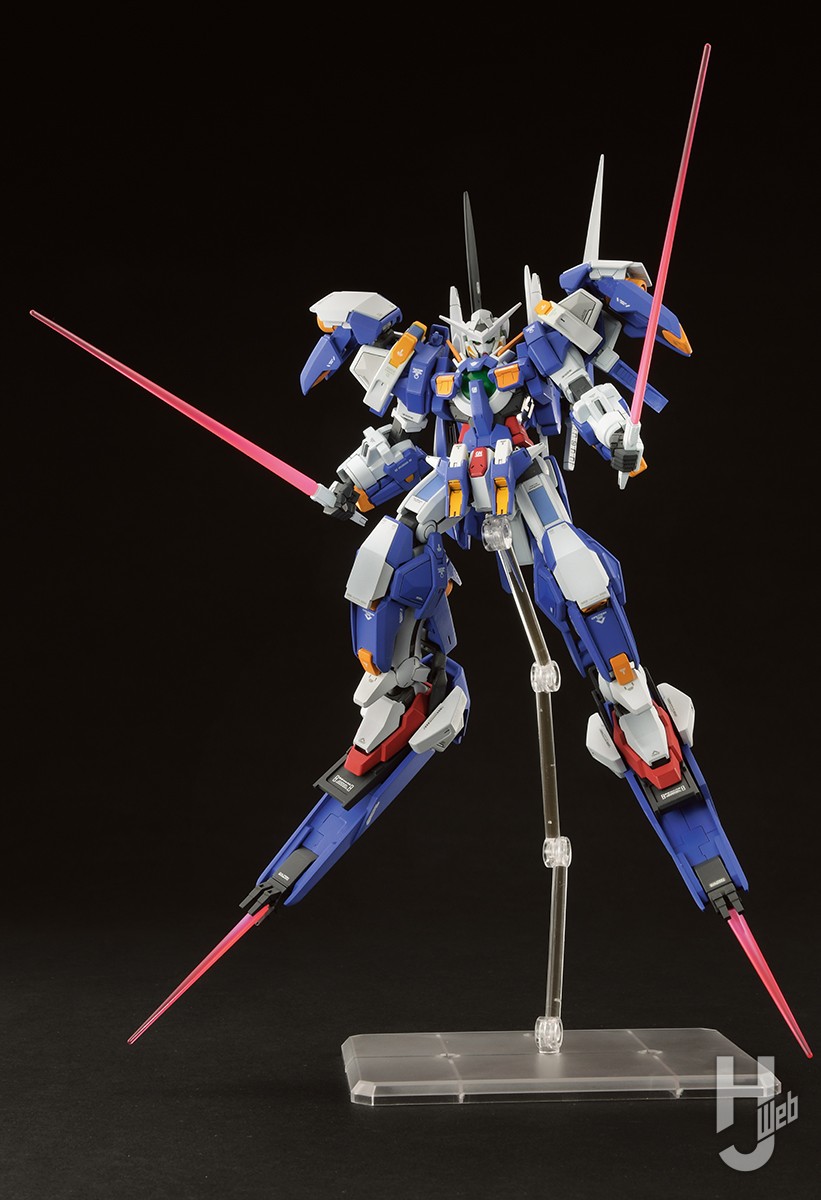 HG「アヴァランチエクシアダッシュ」上腕の短縮化と追加ディテールの