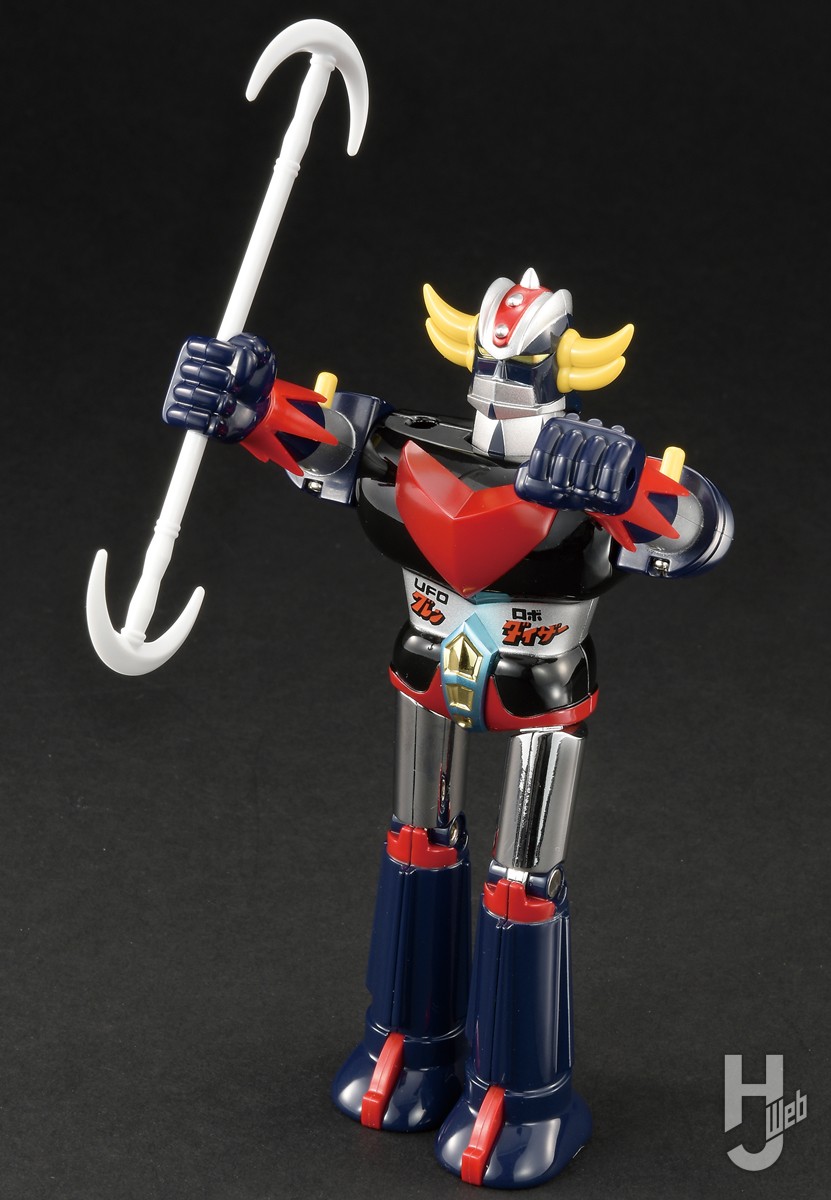 好評発売中の復活シリーズ「超合金DELUXE グレンダイザー」の魅力を