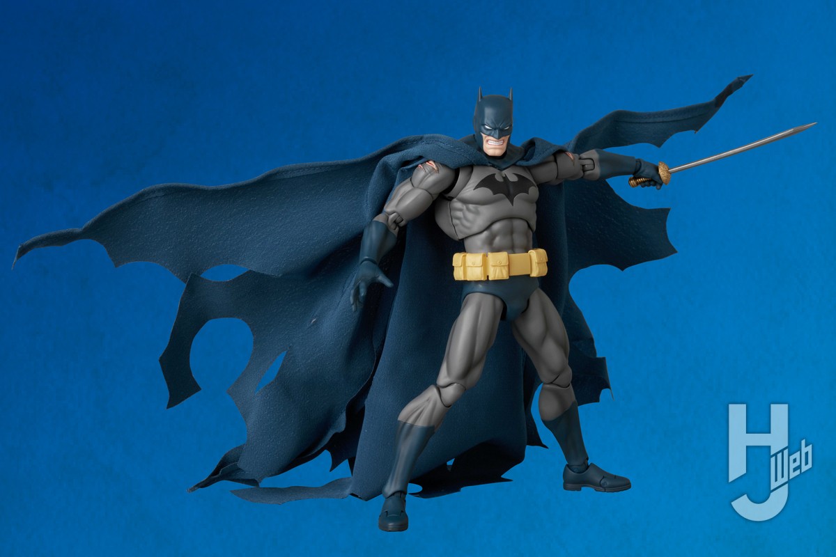 コミック『バットマン：ハッシュ』ダメージVer.の「バットマン」を