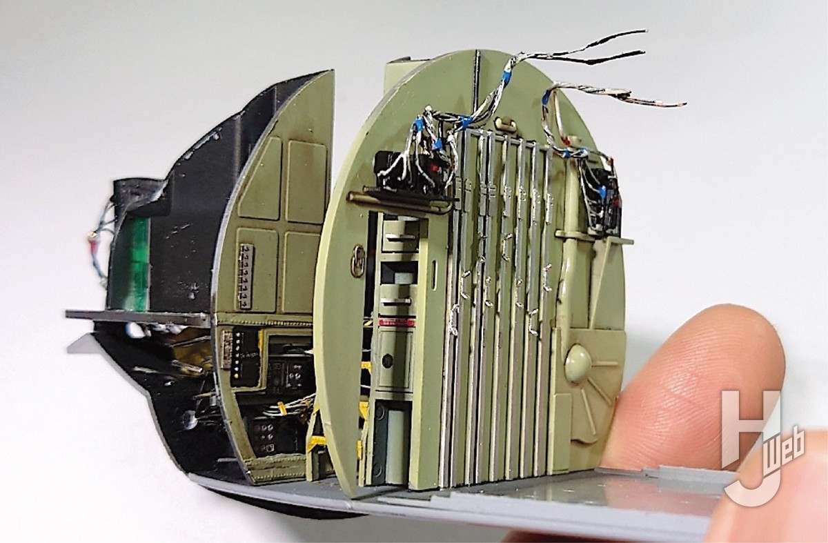 軍用輸送機「C-130J-30」の最新キットをとことん遊び倒す！【ズベズダ