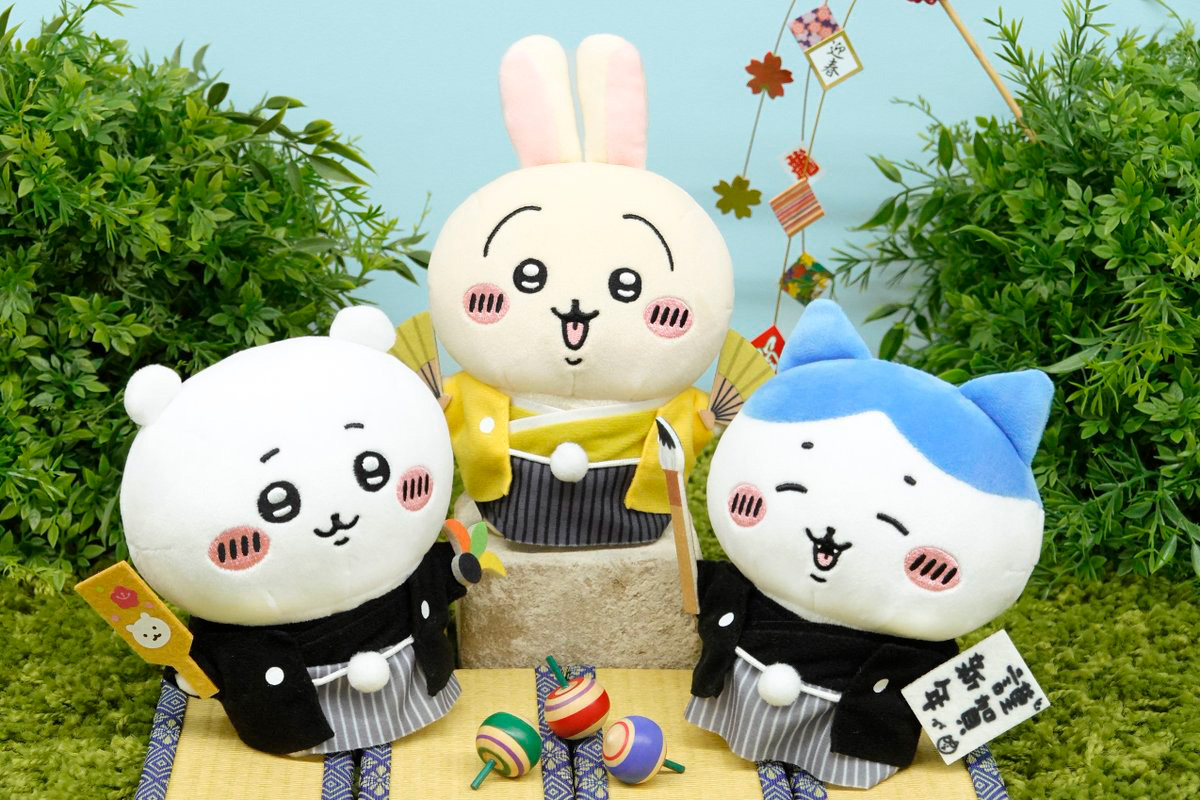 正月姿のちいかわたちが「ぽてたまぬいぐるみ」になって登場。12月27日
