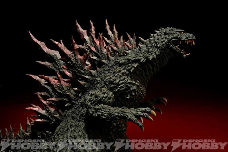 酒井ゆうじ造形コレクション」に、待望のギガンティックゴジラ1999