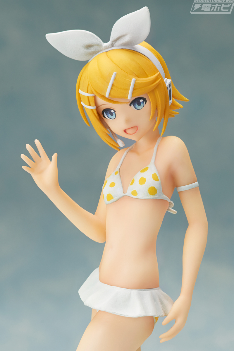 鏡音リン、鏡音レンが爽やかな水着姿でFREEingから立体化！ | 電撃