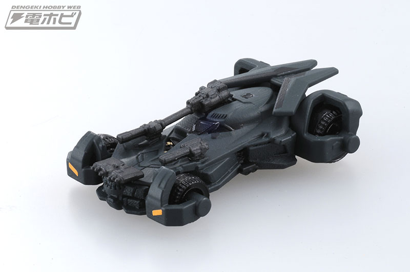 ジャスティス・リーグ』版の「バットモービル」がドリ－ムトミカになっ