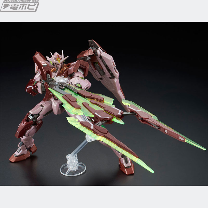 機動戦士ガンダム00』ダブルオークアンタ（トランザムモードカラー）が
