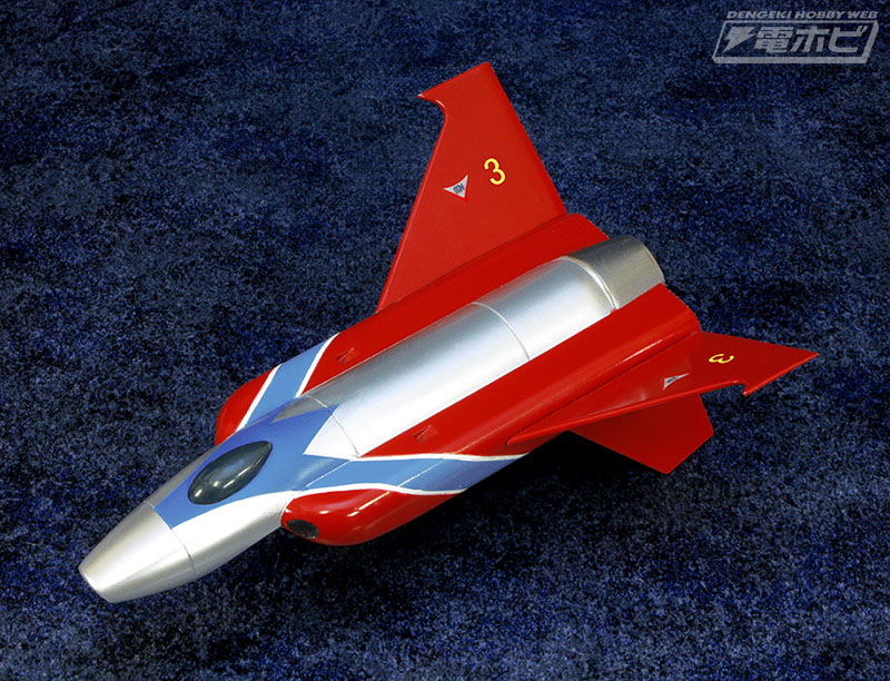 ミラーマン』の特撮メカ・ジャンボフェニックスが登場！合体・分離機構