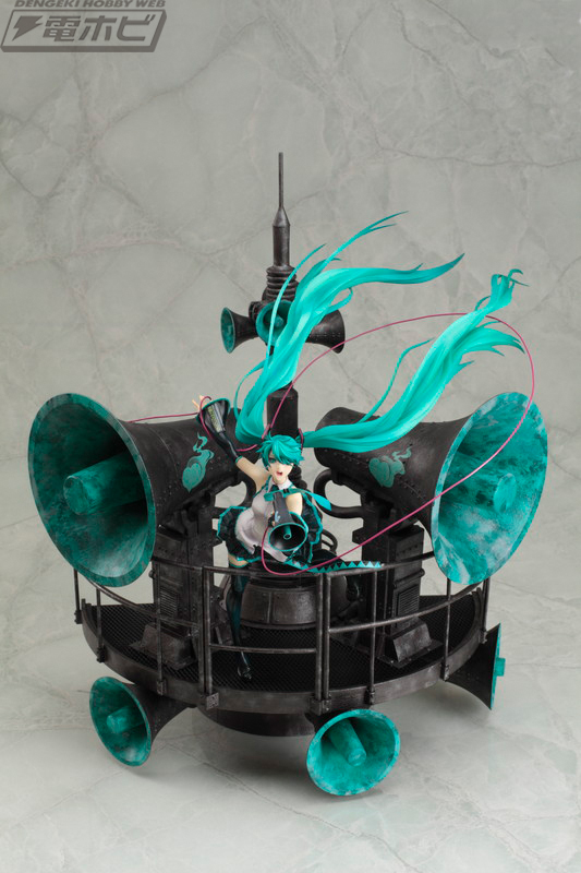 イラストの世界観を余すことなく再現！「初音ミク 恋は戦争ver