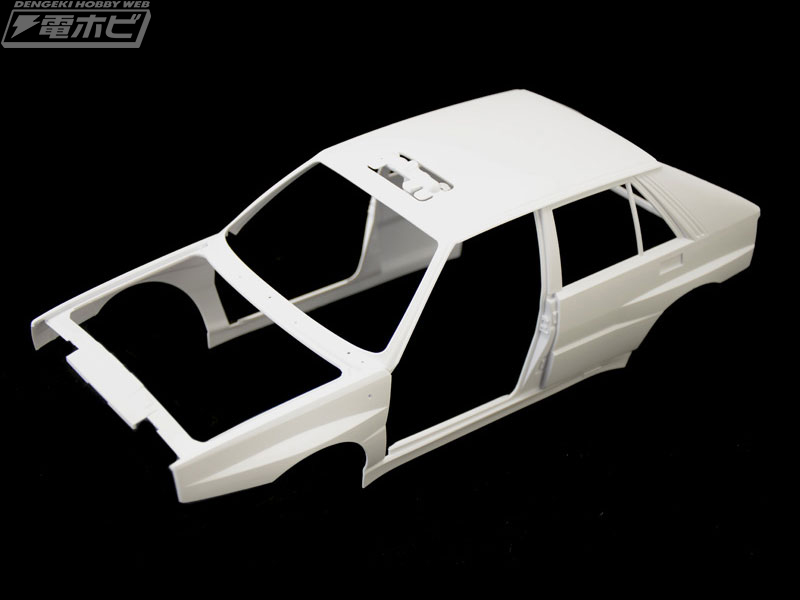 伝説的ラリーカー「ランチア デルタ HF インテグラーレ 16V」が完全