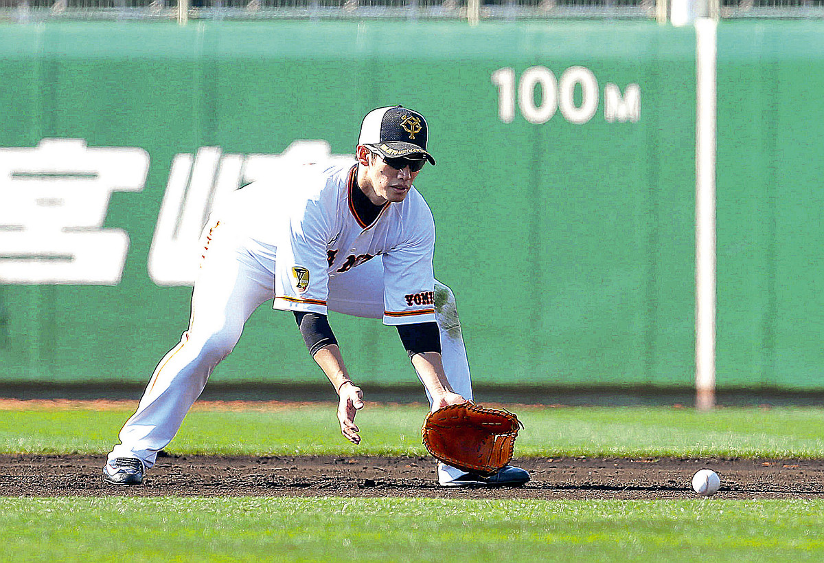 巨人】最大限に戦力生かす陽と亀井の一塁起用…担当キャップも驚いた