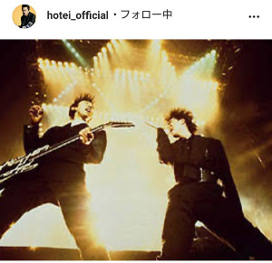 布袋寅泰、氷室京介の60歳誕生日を祝福し2ショット公開 ファン歓喜