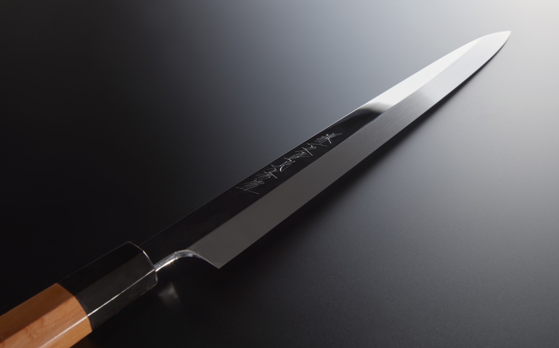 堺一文字光秀 白撰鋼 水焼本焼 柳刃包丁 黒檀柄 鞘付き