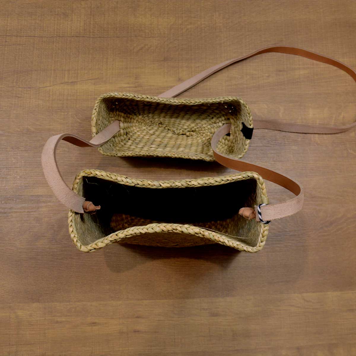 Mifuko ミフコ 蓋つきショルダーバッグ ( ブラウン / S )｜北欧雑貨