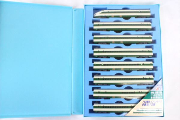 マイクロエース A0263 新幹線200系-0番台・ピンストライプ基本8両