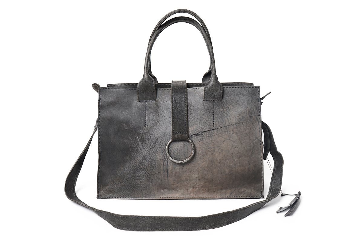 TAGLIOVIVO SMALL VOYAGER World Exclusive for HUES | HUES 福岡