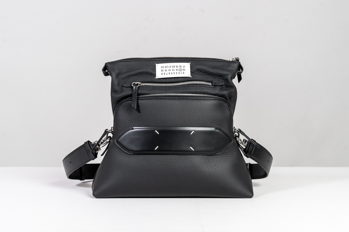 メゾンマルジェラの5ACミニショルダーバッグ | HUES 福岡セレクトショップ