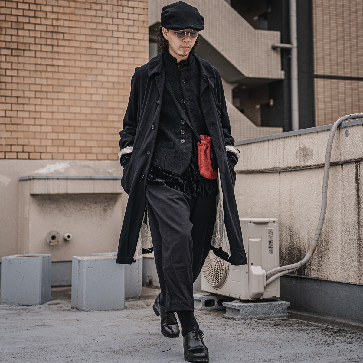 エレナ ドーソン ハイネックダスターコート | HUES 福岡セレクトショップ