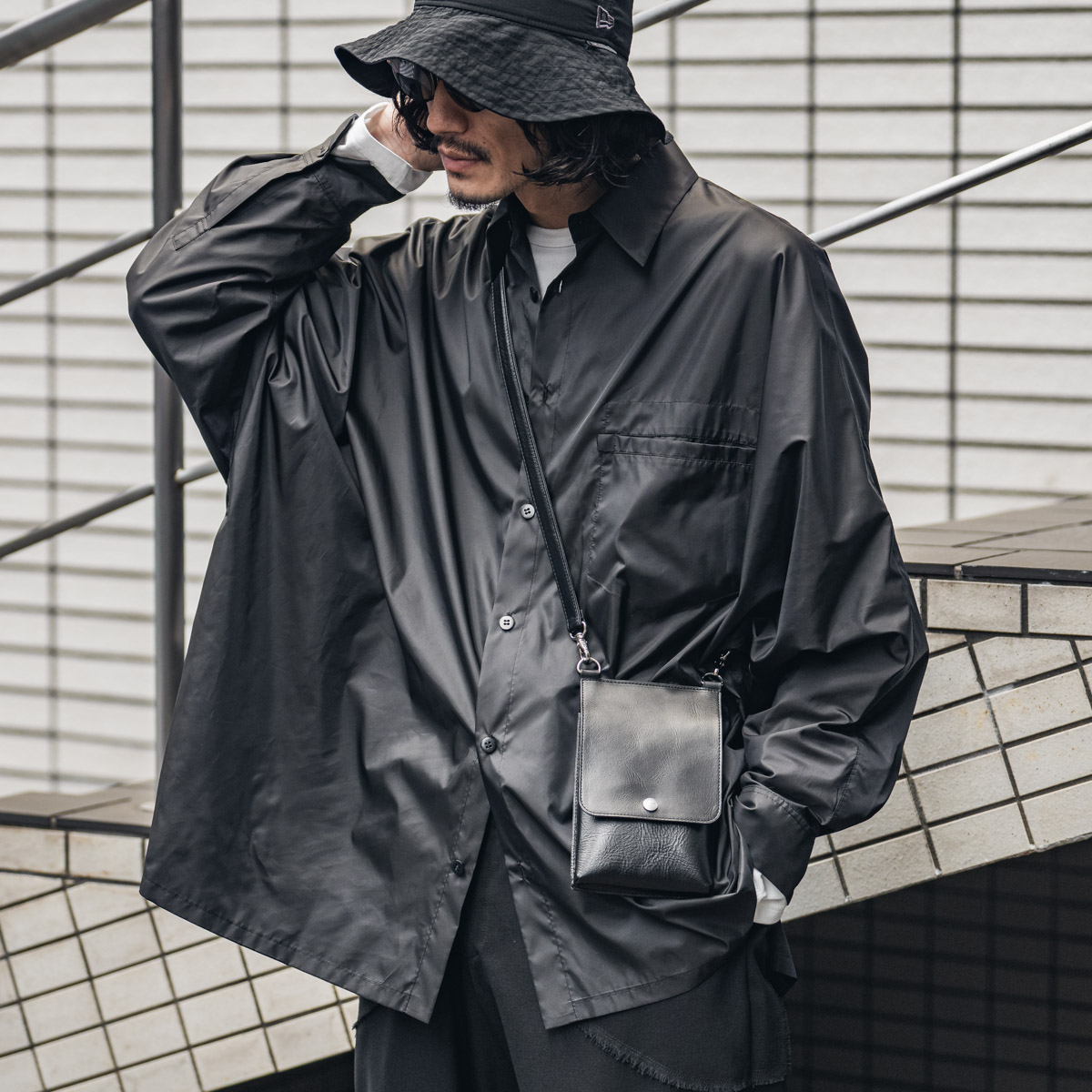 ヨウジヤマモト23年秋冬 スマートフォンショルダーポーチ | HUES 福岡