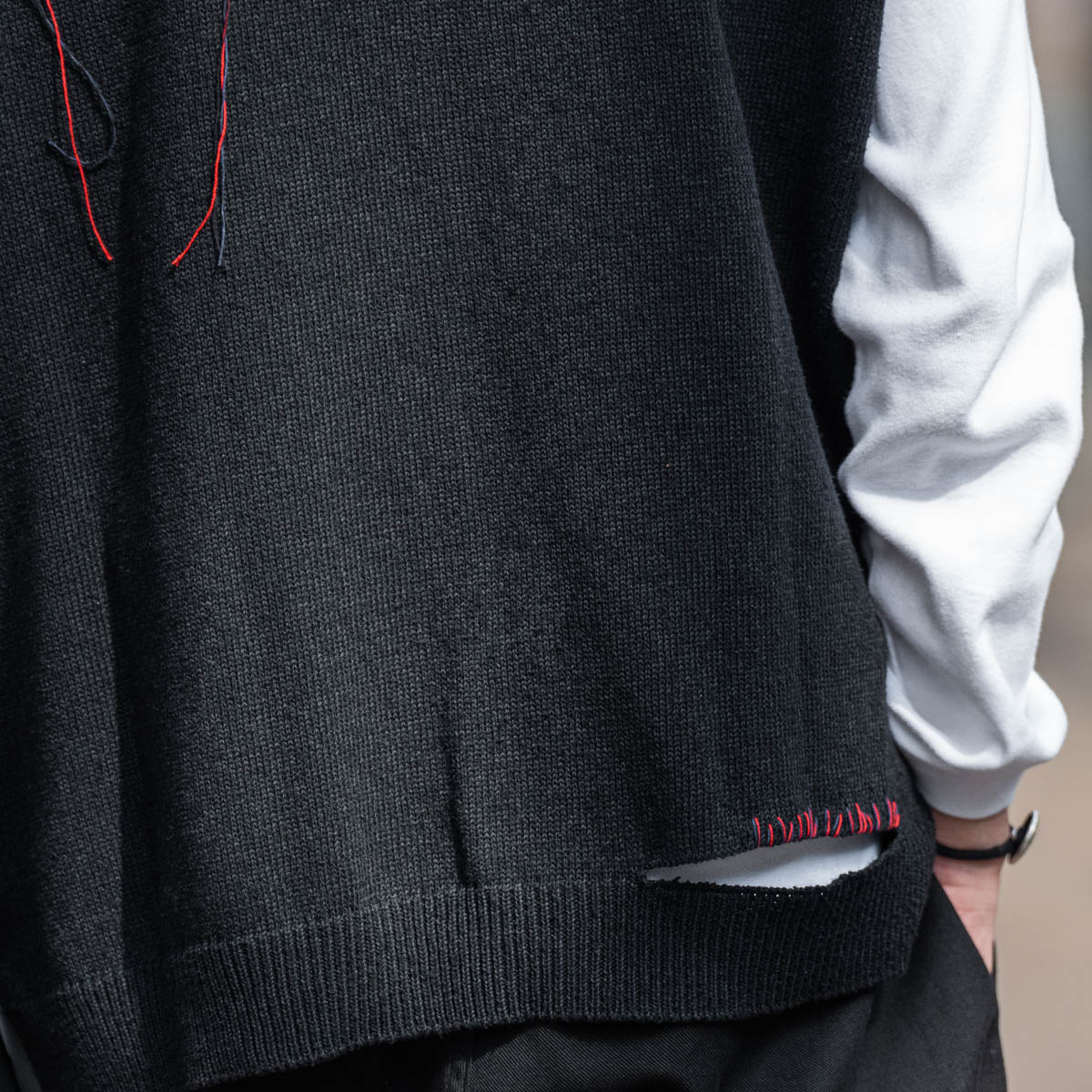 YOHJI YAMAMOTO ダメージニットベスト | HUES 福岡セレクトショップ