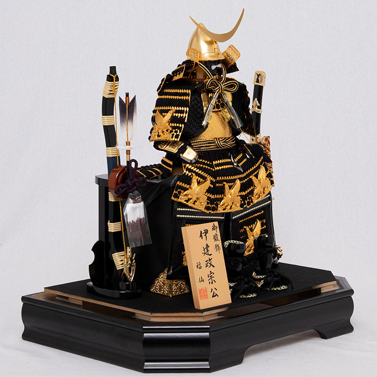 独眼竜伊達政宗公 鎧ケース飾り sw95153 – 福仙
