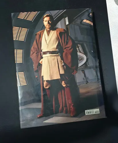 Star Wars - Dressing A Galaxy The Costumes Of Star Wars (muito