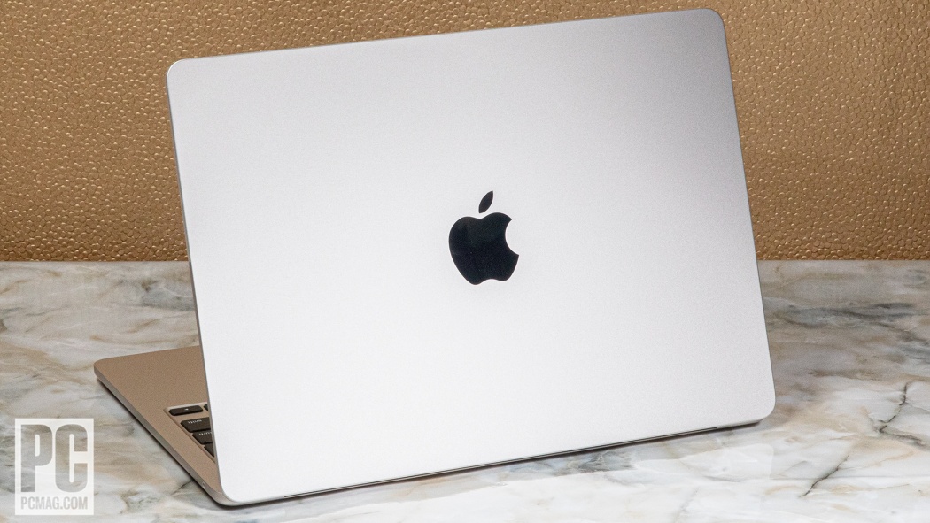 Apple MacBook Air (2022, M2) Review | PCMag