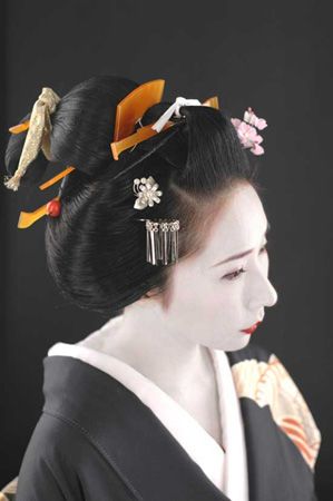 日本髪・結髪 | 伝統美容技術協会 | GALLERY
