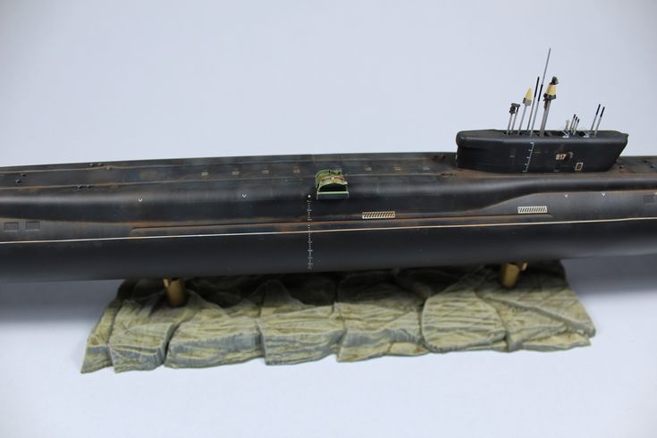 1:350 Russian Navy SSBN Vladimir Monomakh Borei-class