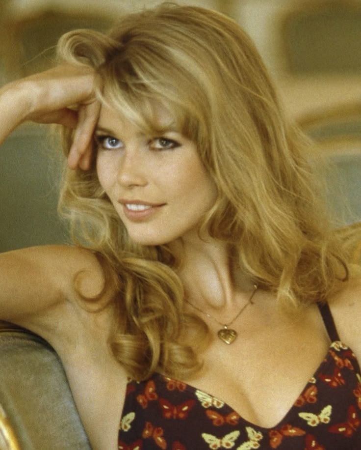 24 クラウディアシファー ideas to save today | claudia schiffer