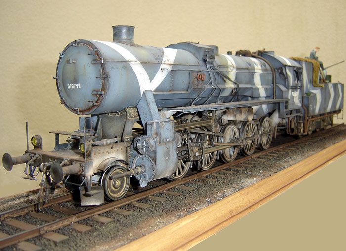 トランぺッター 1/35 ドイツ 軍用蒸気機関車 BR52