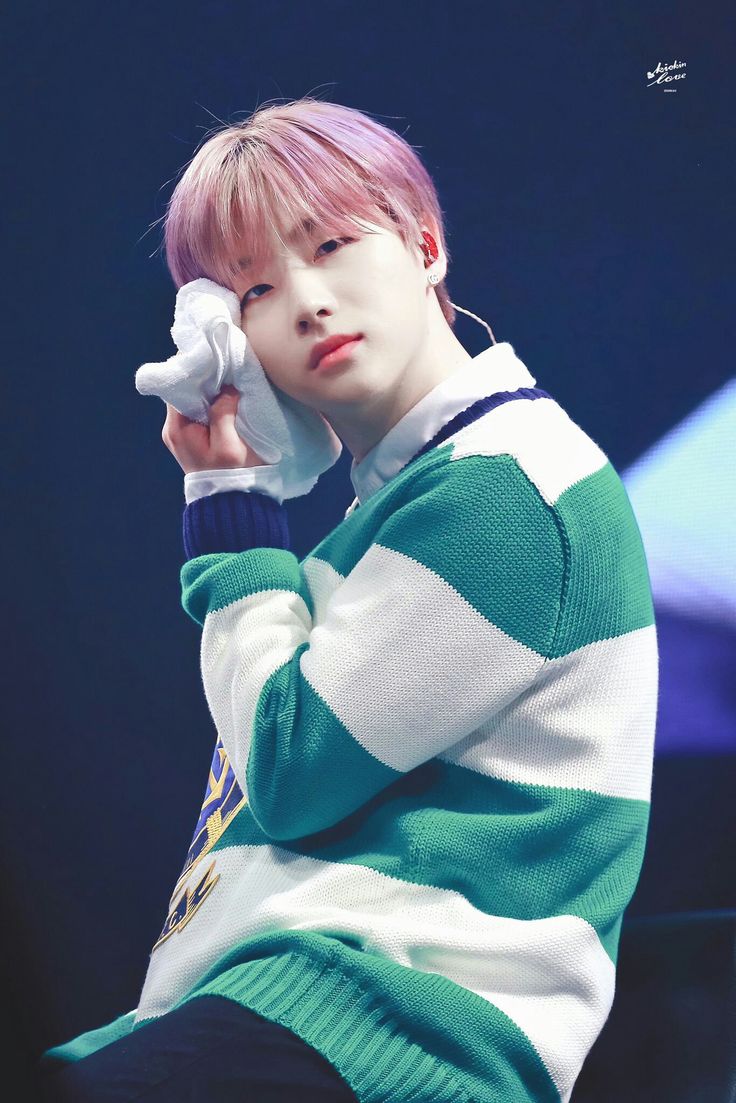 Pin oleh Jugu di ︎Jinhwan / Jay ジナン iKON