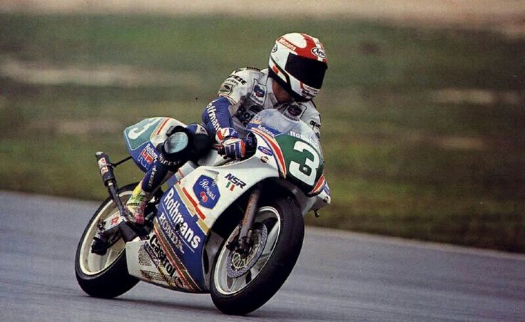 1/12 Honda NSR250 Luca Cadalora 1991 完成品 1/12 Honda NSR250 Luca