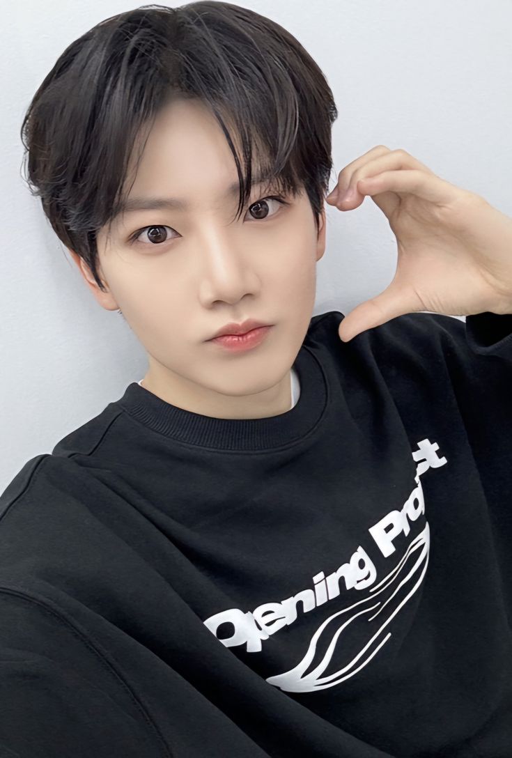 Treasure ジュンギュ」のアイデア 120 件 | トレジャー, ジュンギ, とれ