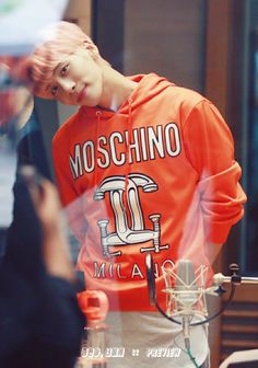 240 件の「SHINeeジョンヒョンJONGHYUN」や「shinee ジョンヒョン」の