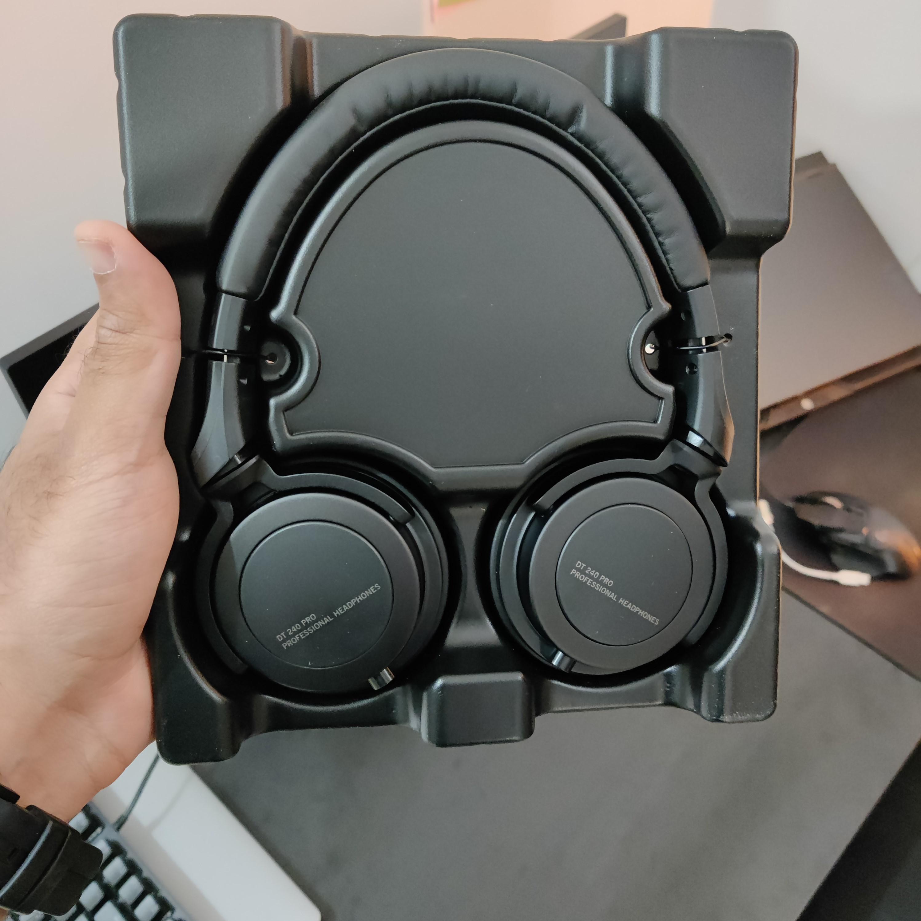 DT 240 Pro について、みんなはどう思う？ : r/headphones