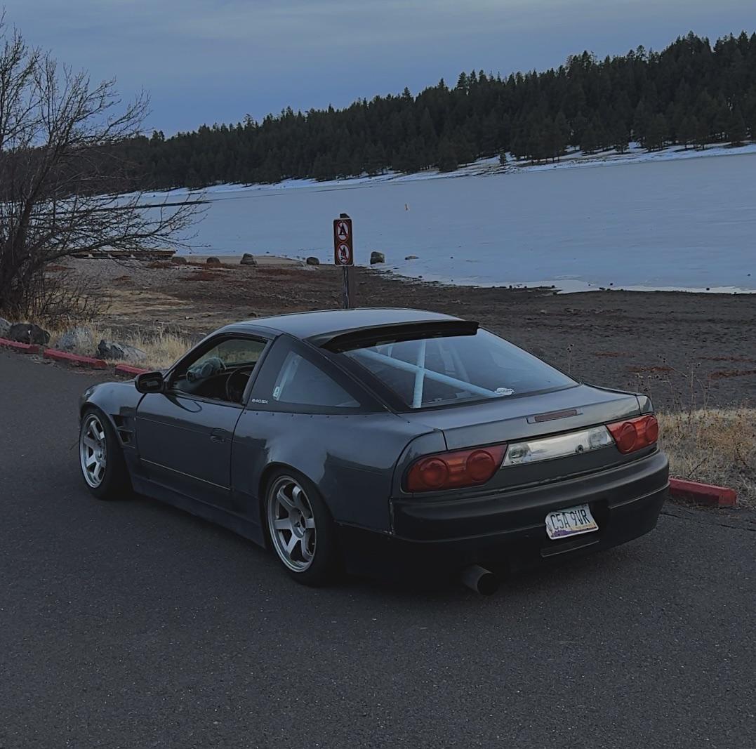 誰か、S13ハッチバック用の手頃な価格のクリアテールってどこで手に