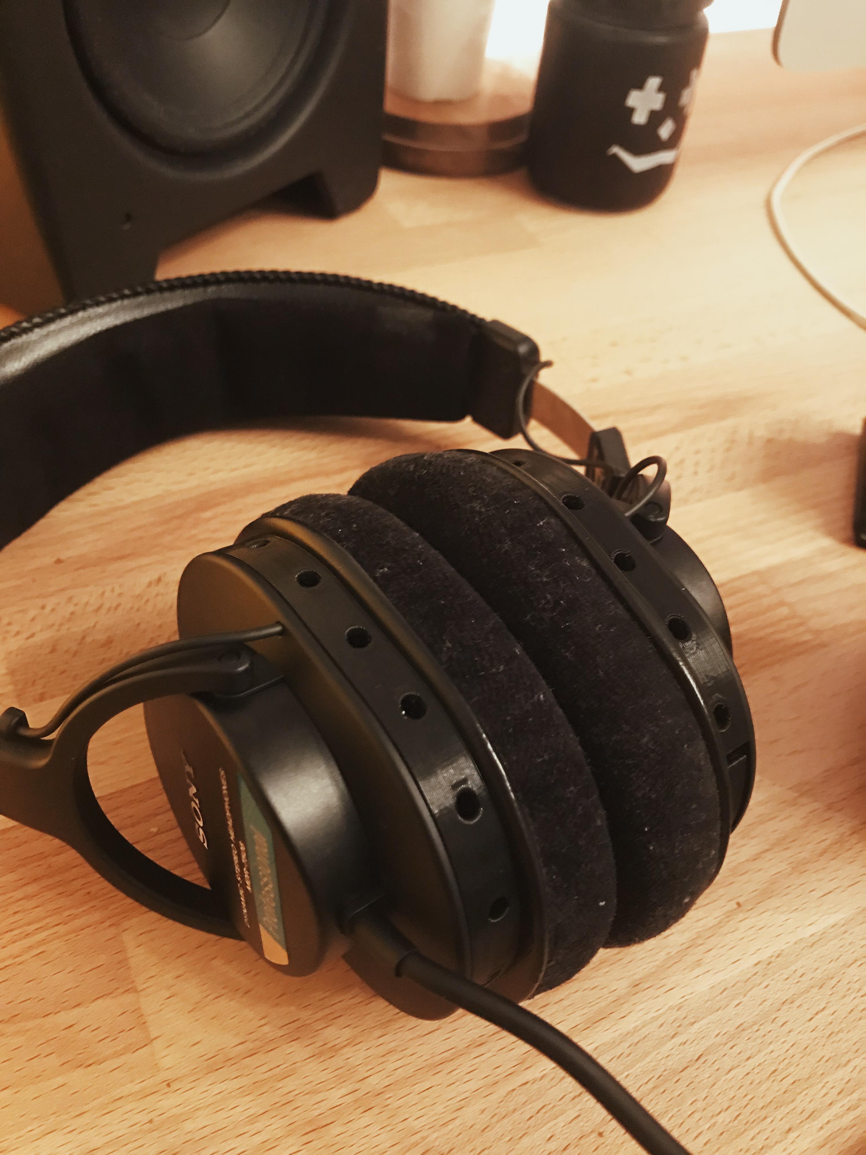 ソニー MDR-7506 オープンバック改造 (3Dプリント) : r/headphones